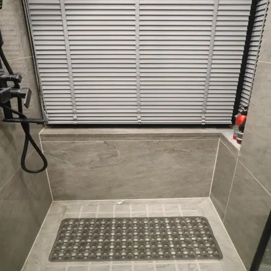 Non Skid Bubble Bath Mat - 4 Colors! Clear {7}