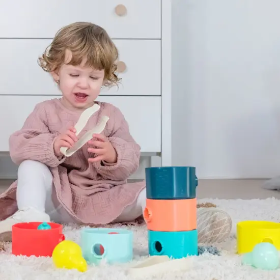 Feel to Learn: Sorting Tree Trunks {4}