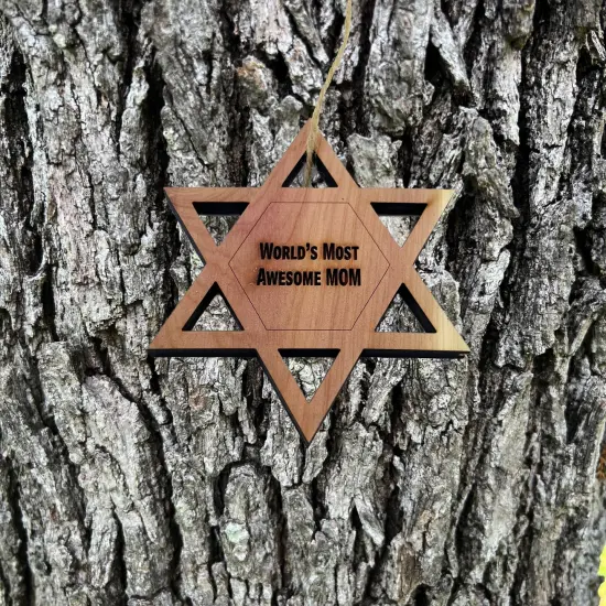 Worlds most awesome Mom Star of David - Cedar Ornament {2}