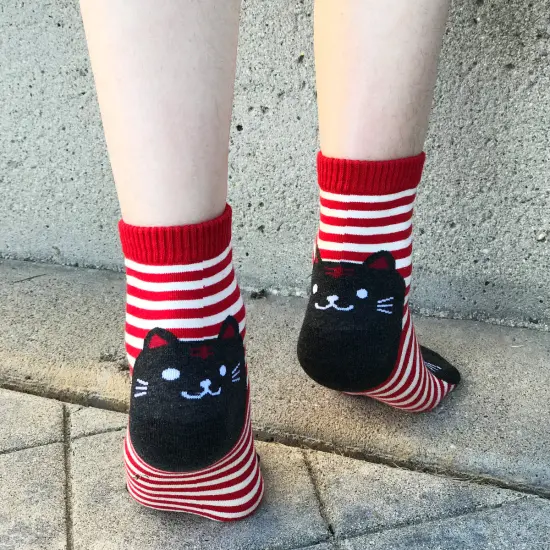 Wrapables Novelty Animal Print Crew Socks (Set of 5), Cats and Stripes {2}