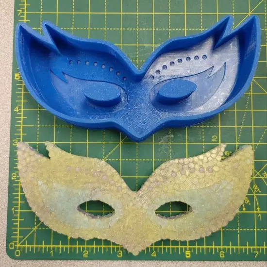 Mardi Gras Mask Silicone Freshie Mold - Large {2}