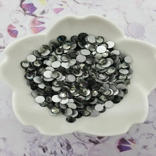 Black Diamond - KiraKira Glass Rhinestones by CrystalNinja {2}