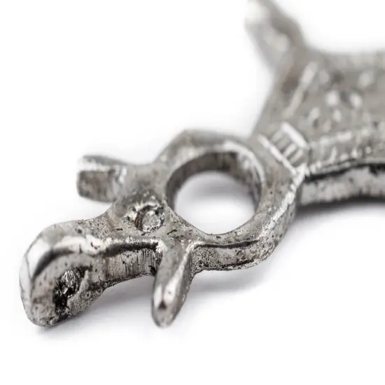The Bead Chest Chalwa Silver Moroccan Tuareg Cross Pendant (28x46mm): North African Tribal Berber Moroccan Sahara Pendant for Jewelry {4}