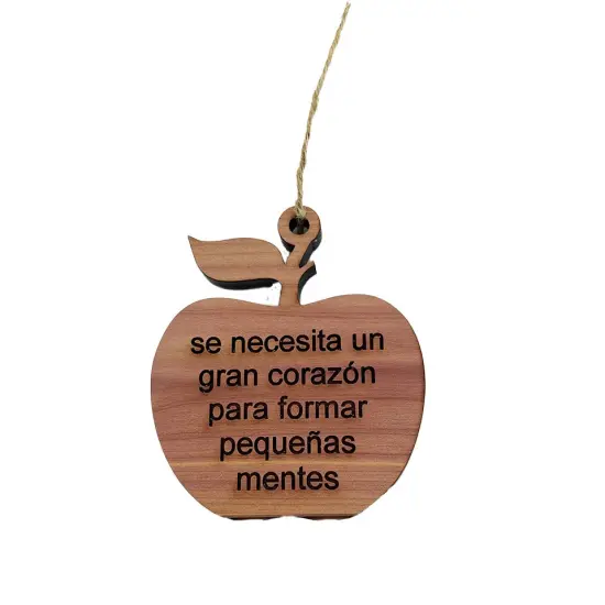 se necesita un gran coraz&oacute;n para formar peque&ntilde;as mentes APPLE - Cedar Ornament {3}