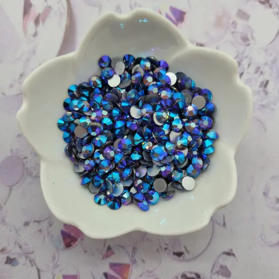 Tanzanite AB - KiraKira Glass Rhinestones by CrystalNinja {1}