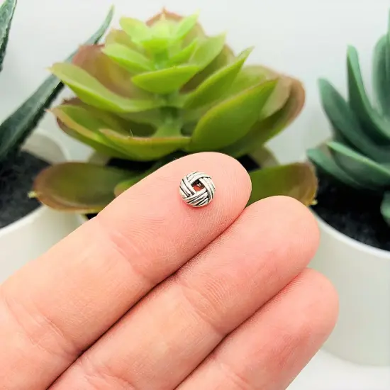 4, 20 or 50 Pieces: Small Antique Silver Round Woven Spacer Beads, 6 x 3 mm - Double Sided {3}