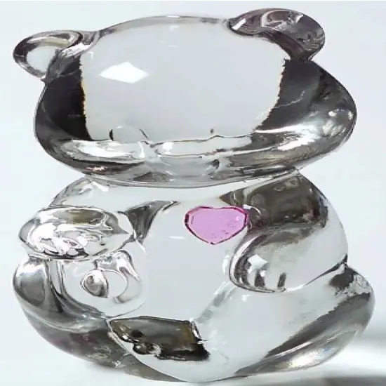 FENTON GLASS VINTAGE OPAL BIRTHSTONE BEAR {1}