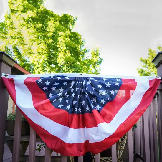 In the Breeze Center Stars Printed Bunting, 2 x 4, Fourth of July Décor, 3710 {2}