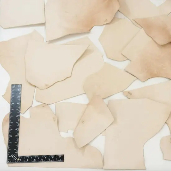 4 LB Vegetable Tan Tooling Cowhide Leather Scraps Light 3-6 oz. (1-2.4mm) Thick {3}
