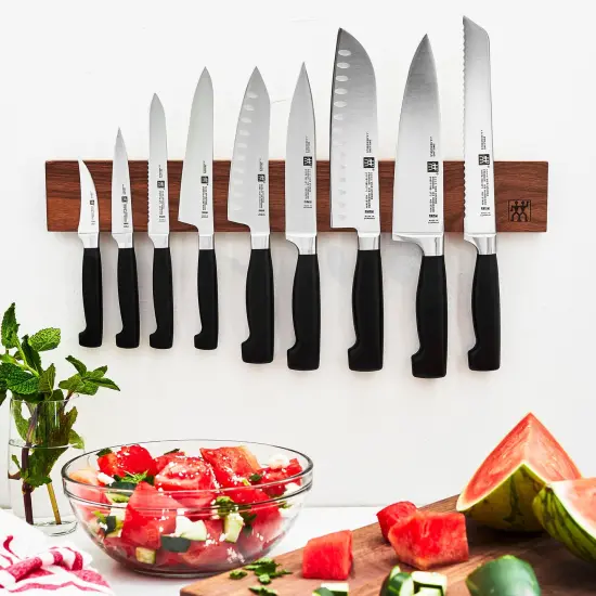 ZWILLING Four Star 5-inch Serrated Utility Knife {6}