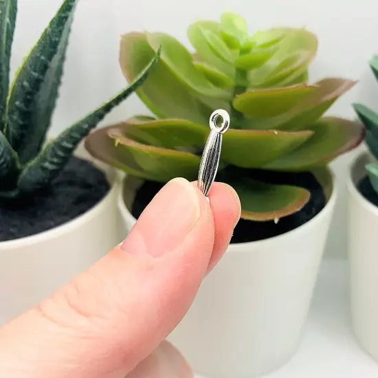 4, 20 or 50 Pieces: Silver Toned 18x3.5mm Decorative Bar Connectors {4}