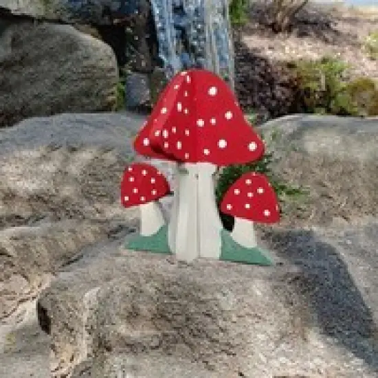 Slotted Mushroom Family {4}
