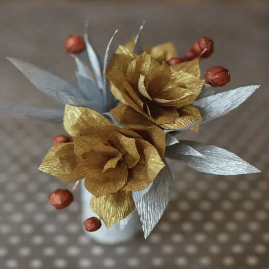 Lia Griffith Metallic Crepe Paper 19.6"X78.7"-Silver {2}