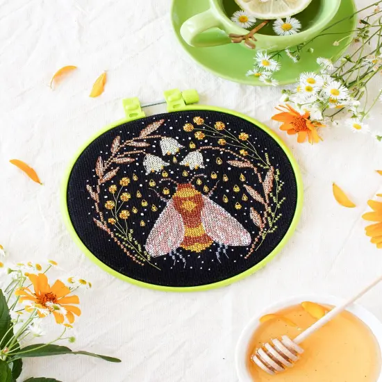 Cross-stitch kit Sweet nectar {1}