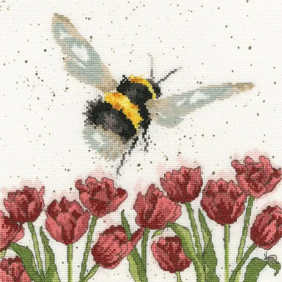 Flight Of The Bumble Bee XHD41 Counted Cross Stitch Kit {3}
