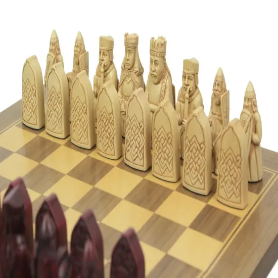 Ancient Scottish Isle Of Lewis Style Chess Set With Chessmen and Board {4}