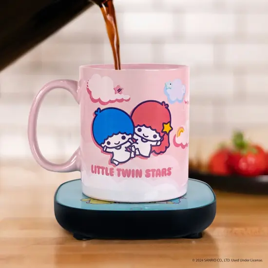 Uncanny Brands Hello Kitty and Friends Little Twin Stars Mug Warmer with Mug {1}