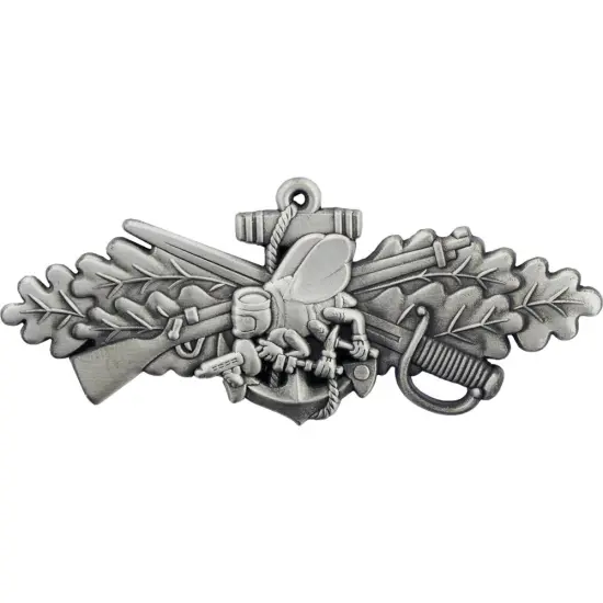 U.S. Navy Seabee Combat Warfare Pin 2 3/4" {1}