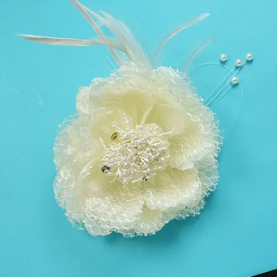 Vintage Floral Brooch and Hair Accessory Ivory {3}