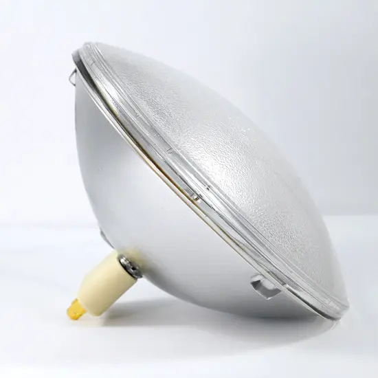 BulbAmerica 1000W PAR64 Narrow Spot NSP 120V (FFP) {2}