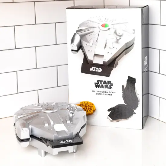 Uncanny Brands Star Wars Deluxe Millennium Falcon Waffle Maker {5}