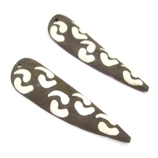 The Bead Chest Whirlwind Batik Bone Feather Pendant Set of 2 5mm Kenya African Black and White Large Hole Handmade {3}
