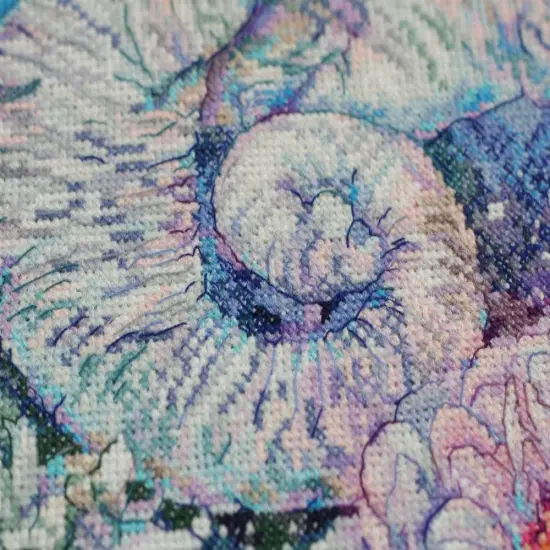 Cross-stitch kit White Legends {6}