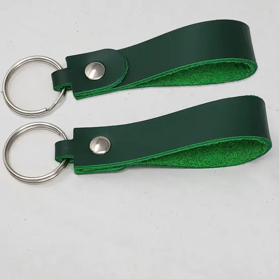 Blank Leather Keychains &ndash; DIY Engraving Kit, Pack of 10 (&frac34;" x 4.5") Kelly Green {2}