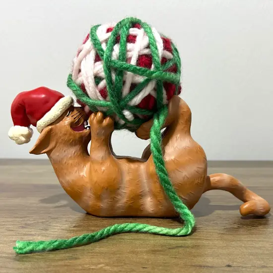 Tree Buddees Black or Orange Cat Yarn Holder / Christmas Ornament Display Holder 10" x 4.5" Black cat {7}