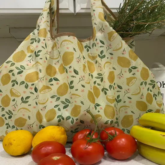 Wrapables Medium Foldable Tote Nylon Reusable Grocery Bag (Set of 2), Lemons {6}