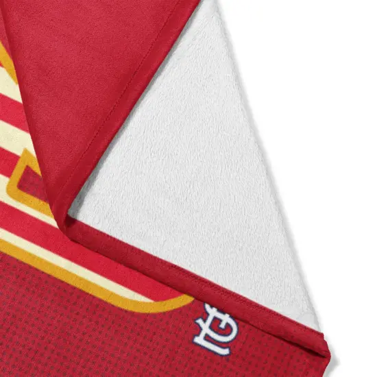 MLB Celebrate Series Silk Touch Sherpa Throw Blanket 50&times;60 Inches St. louis cardinals {5}