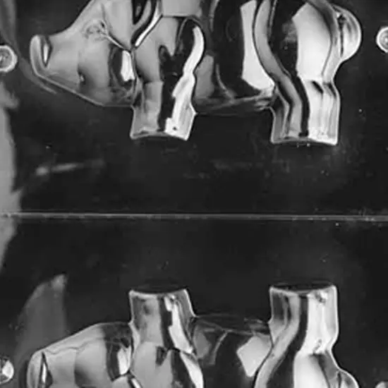 3D Pig Chocolate Mold for Fun and Themed Parties {5}