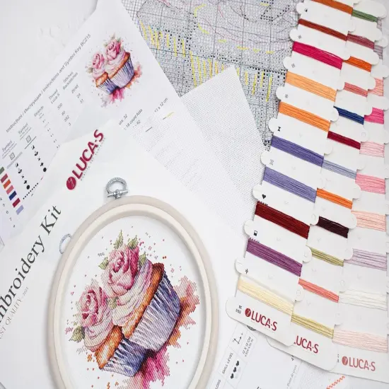 The Cupcakes BC215L Counted Cross-Stitch Kit {5}