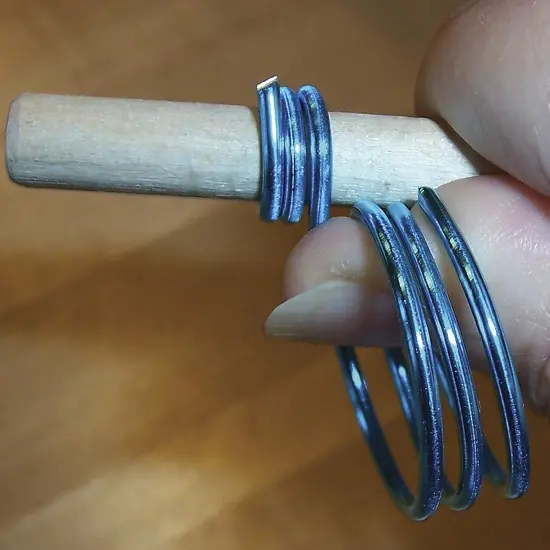 The Beadsmith Wooden Mandrel Set, 6 Piece Dowel Kit, with Labeled Storage Case, Sizes .25"-1" (6.4-25.4mm), Rods for Wire Forming {3}