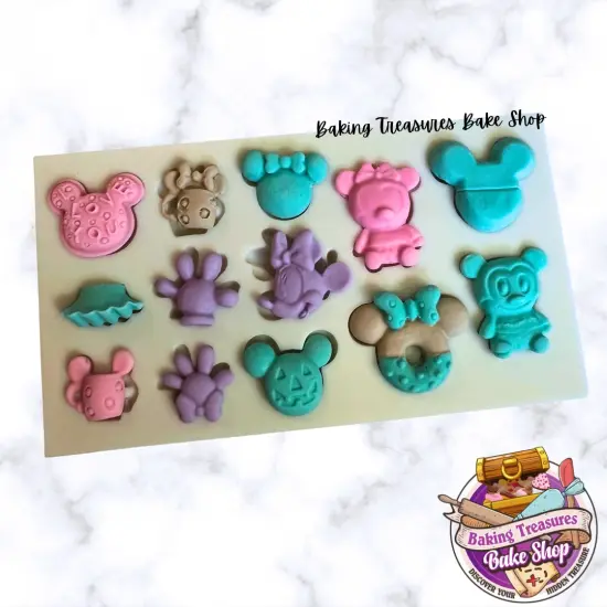 Mouse Themed Silicone Mold {1}