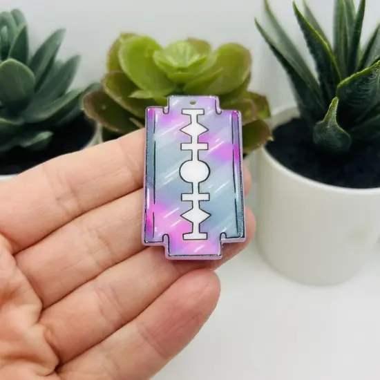 1, 4 or 20 Pieces: Pink Razor Blade Halloween Charm - Double Sided {2}