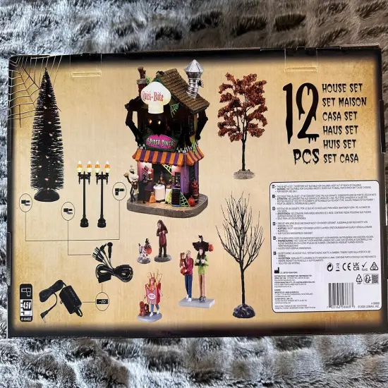 Quick Bite Spider Diner House Set - Lemax Spooky Town {3}