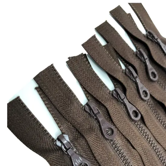 Deep Brown Molded Plastic Zipper D4 18 Inches Open Bottom Separating {5}