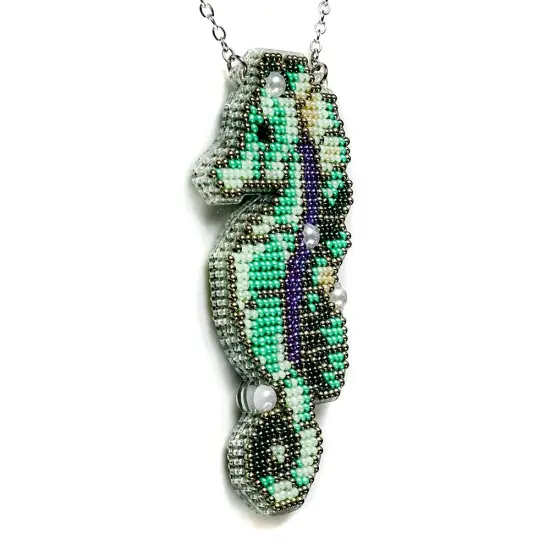 Set for embroidery with beads on a plastic base FLPL-104 {4}