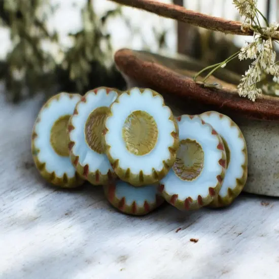 *15* 12mm Robins Egg Blue Picasso Table Cut Daisy Flowers {2}