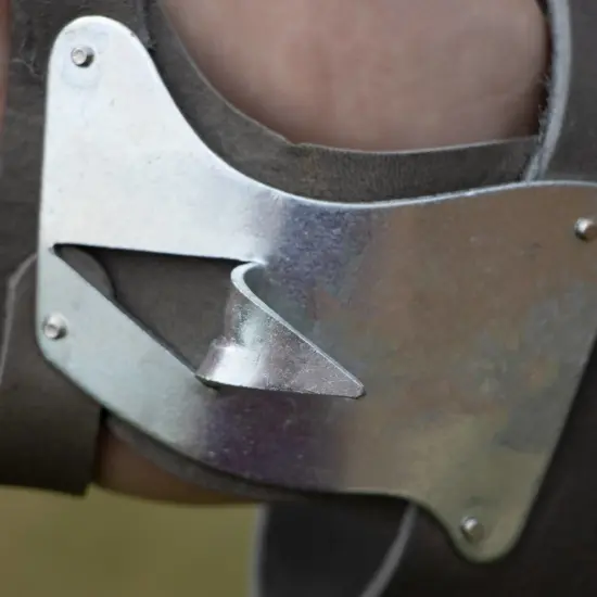 Palm Hand-Held Corn Husking Tool Single Hook Comfortable Fit 5.5" {3}