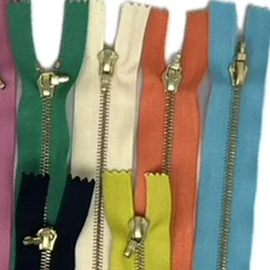 Zipper &ndash; 4MM European Open Bottom 18" to 20" {4}