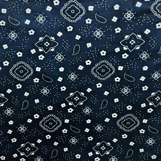 1 Yard Classic Navy Blue Paisley Bandana Print Fabric Poly Cotton 59/60 Inch Wide {1}