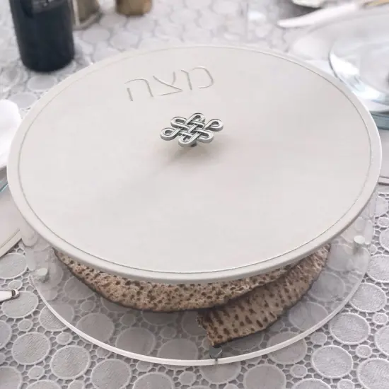 Lucite Matzah Box with White Leatherette Cover and Knot Handle Silver {6}