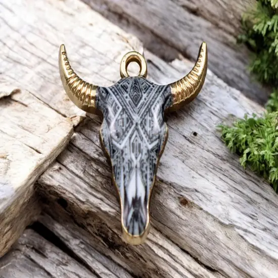 *10* 22x21mm Black & White Enamel Cow Head Charms {1}