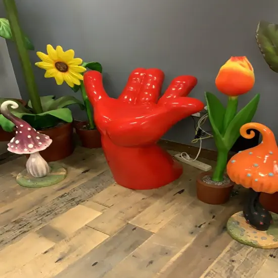 Small Tulip In Pot Flower Statue {6}