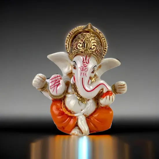 1 Ct Acrylic Car Ganesha Statue Idol Showpiece God of Luck and Success Ganpati Figurine for Home Decoration and Car Dashboard Housewarming Pooja Diwali Decoration {1}
