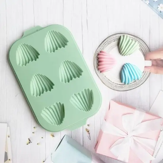 Seashell Madeleine SiliconeMold Chocolate Mold {3}
