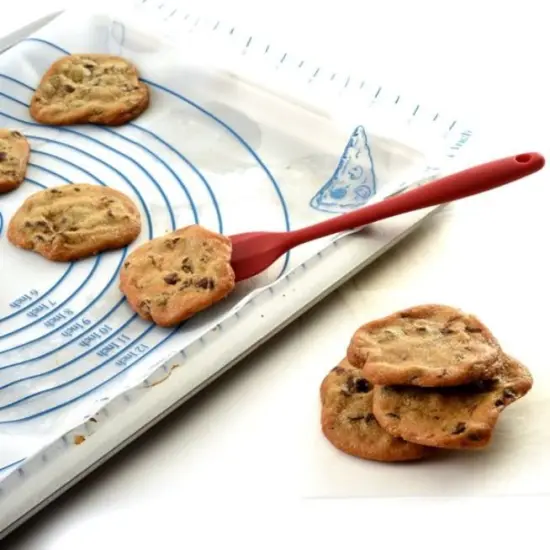 Norpro 3pc Red Seamless Flexible Heat Resistant Silicone Spatula / Spoonula Set {7}