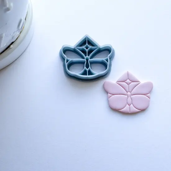 BUTTERFLY TEARDROP GLASS | GARDEN | CLAY CUTTER {2}